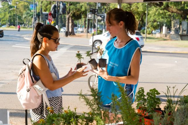 Quienes se acercaron este fin de semana a Cochabamba y Oroño y canjearon sus reciclabes se pudieron llevar