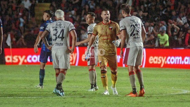 Colón cerró su arco por segunda vez en el torneo