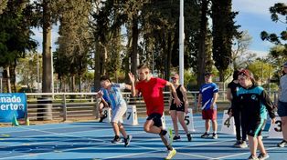 Deportistas con síndrome de Down participaron de un campus abierto de atletismo en Venado Tuerto
