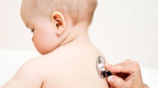 Alerta por bronquiolitis: advierten que el pico de contagios se retrasó y esperan un aumento de casos. Imagen ilustrativa.