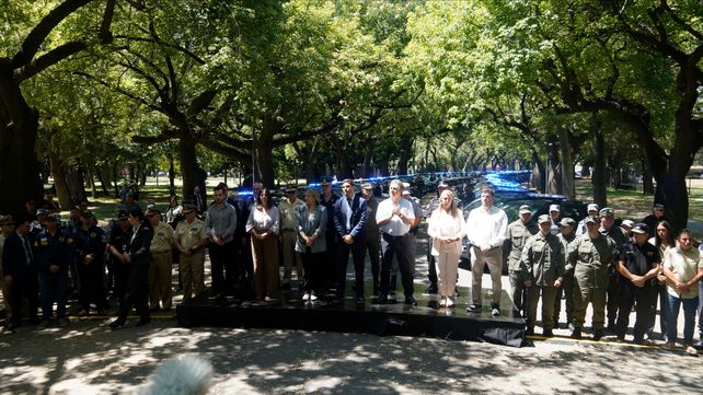 Entrega de nuevos patrulleros del gobierno santafesino para el Plan Bandera 