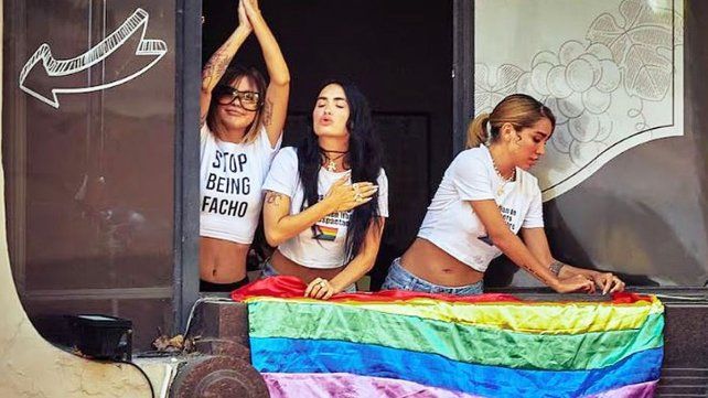 Amnistía Internacional había sido acusada por libertarios de pagarle $200 millones de pesos a Lali Espósito para asistir a la marcha antifascista&nbsp;