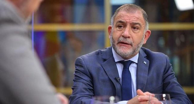 Durísimo. Lo mejor que le podría a hacer a la Argentina este presidente es reflexionar y que la Justicia Electoral le haga llegar el cómputo definitivo de cómo votaron los argentinos