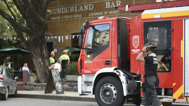 El incendio fue controlado por los bomberos