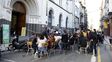Los docentes de la Universidad Nacional de Rosario vuelven al paro en reclamo de un aumento salarial. Los docentes de la Universidad Nacional de Rosario vuelven al paro en reclamo de un aumento salarial.