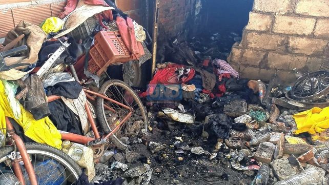 Paraná: piden donaciones para un vecino que perdió todo en un incendio