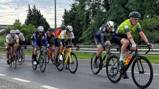 El ciclismo tuvo su actiidad este domingo en Paraná.
