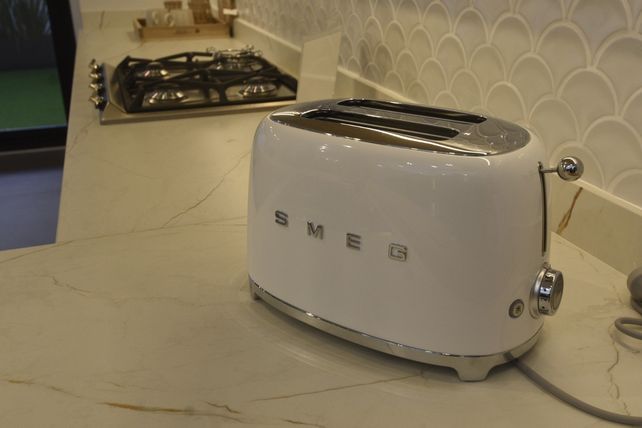 Los productos de Smeg pueden conseguirse en el local rosarino de Presisso.