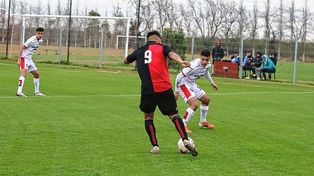VIVO: La Reserva de Colón busca levantar cabeza ante Arsenal