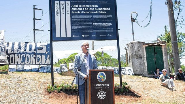 Señalizaron el Regimiento de Concordia como ex centro clandestino de detención