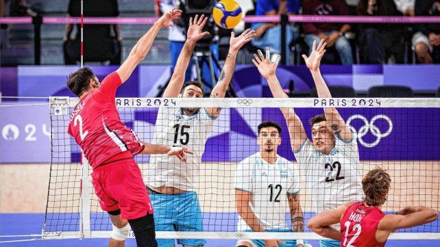 La Selección Argentina de vóley cayó en el debut ante un implacable Estados Unidos