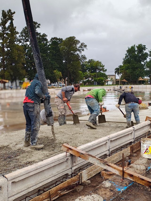 Teodelina encaró el proyecto de un parque acuático mientras construye una de las piletas más grandes de Sudamérica