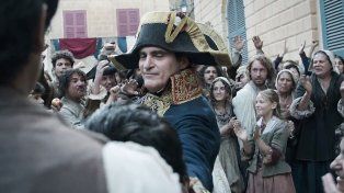 Napoleon es la nueva película protagonizada por Joaquín Phoenix, dirigida por Ridley Scott (Gladiador), escrita por David Scarpa