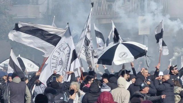 Allanan a la barra de All Boys por los actos antisemitas contra Atlanta