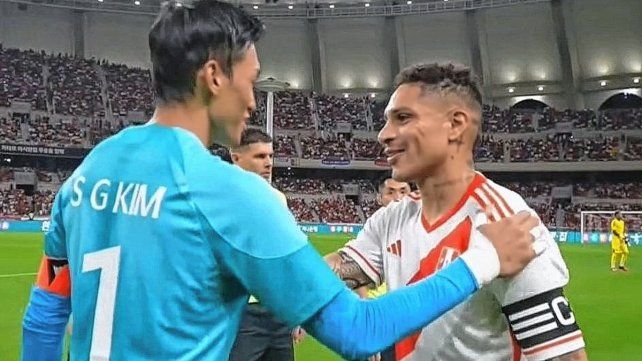 Paolo Guerrero fue capitán y titular en la victoria de Perú sobre Corea del Sur.