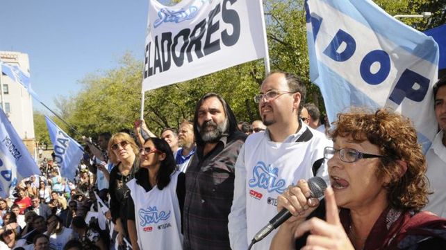 El presupuesto educativo que quieren votar incluye la reducción de 20  mil millones de pesos del Fondo de Incentivo Docente