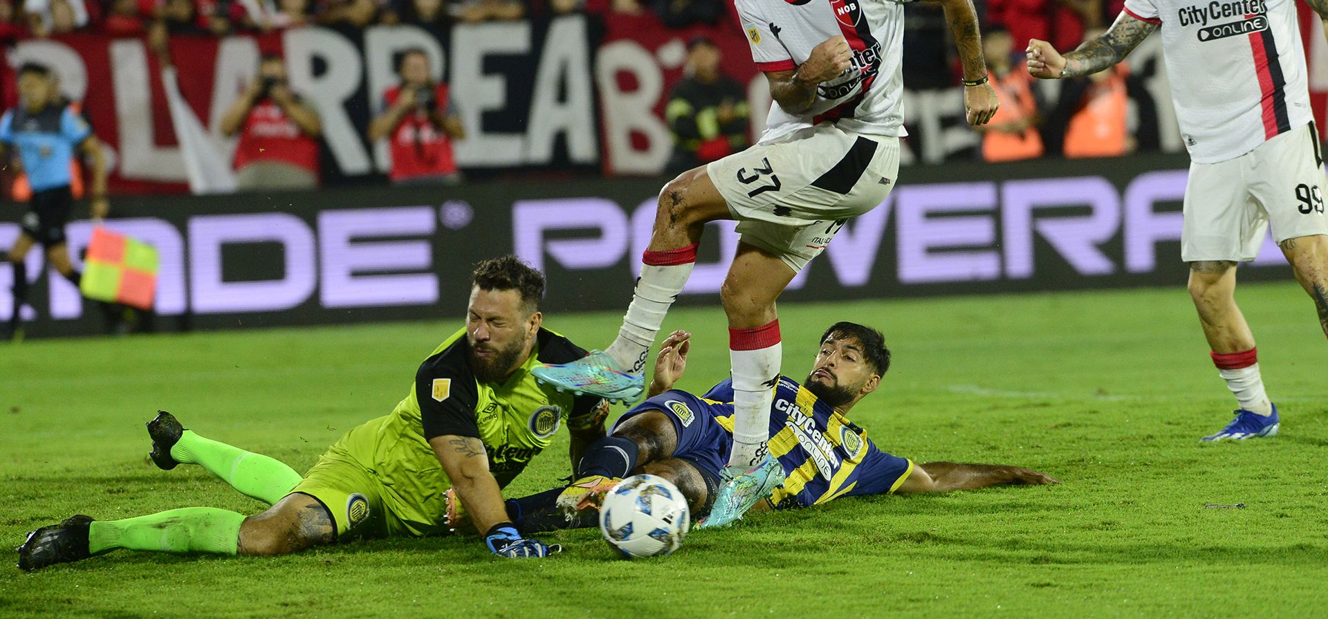 El clásico rosarino en 40 imágenes