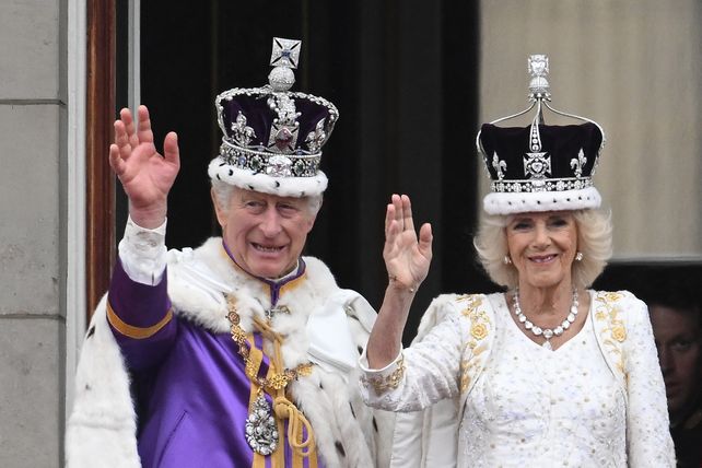 El rey Carlos III y Camila fueron coronados en una histórica ceremonia en el Reino Unido