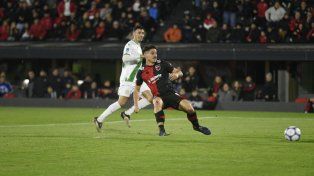 En Newells apareció el bravo Zorro: a Cóccaro le alcanzó un tiempo para definir todo