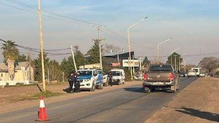 Motocicleta cayó en Ruta 130 y una joven sufrió la quebradura de su muñeca