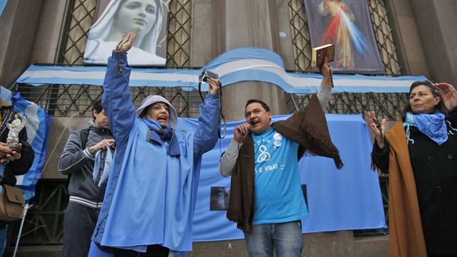 La imágenes de la jornada histórica en el Senado de la Nación