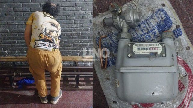 El detenido junto al elemento secuestrado por personal del Comando Radioléctrico