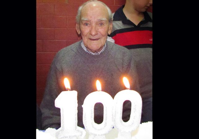 Don Antuña, como lo conocen todos, celebró un siglo de vida