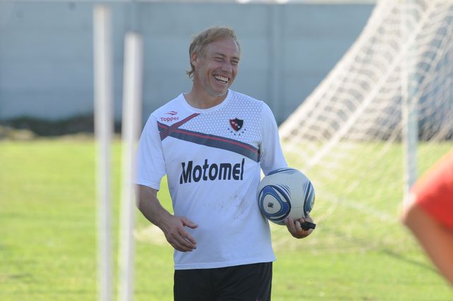 Sensini ya tuvo un gran paso como técnico de Newells. Boquita espera sellar todo este jueves.&nbsp;