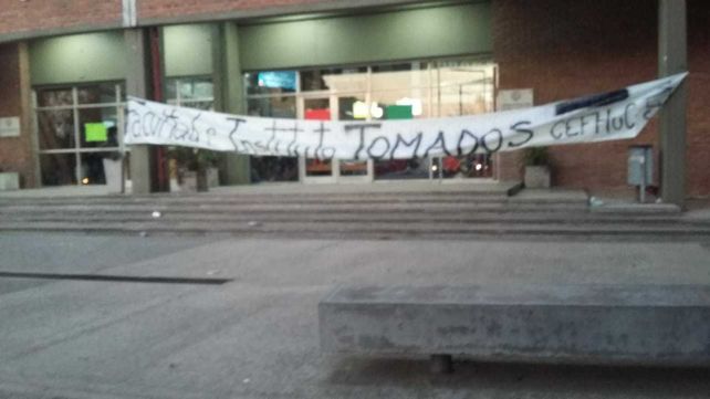 Tomas universitarias: en Santa Fe hasta ahora son dos facultades y un instituto