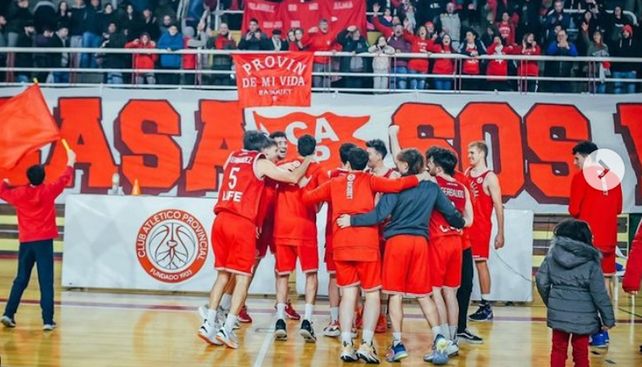 Provincial sigue el sueño del ascenso ante Tokio de Posadas.