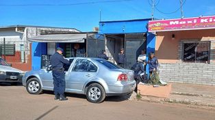 Un detenido por el asesinato de Daniel Pérez en Concordia. Además la Policía secuestró un vehículo. Buscan más sospechosos.&nbsp; 