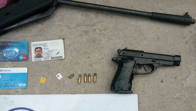 Asaltante fue detenido a metros de su casa luego de cometer un arrebato