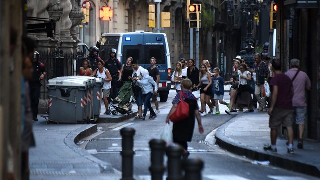 Barcelona, golpeada por el terrorismo en imágenes