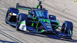 Agustín Canapino sale a pista este domingo por una nueva fecha de la IndyCar.