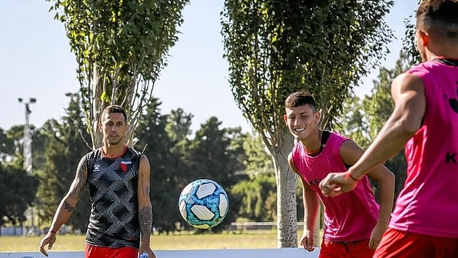 Domínguez podría apostar por su equipo ideal en Colón