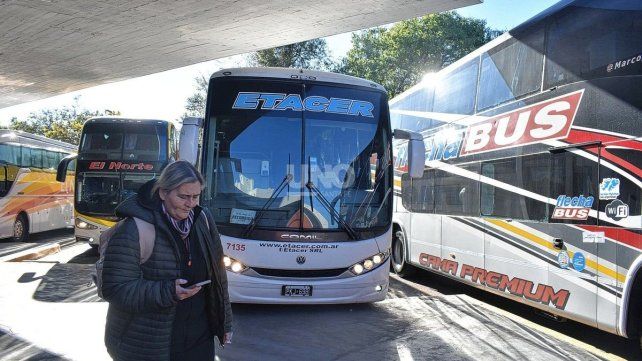 Motosierra al micro: Milei eliminó las compensaciones a los pasajes gratuitos por discapacidad