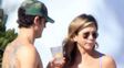 jennifer aniston festejo sus 48 anos y mostro su esplendida figura en la playa