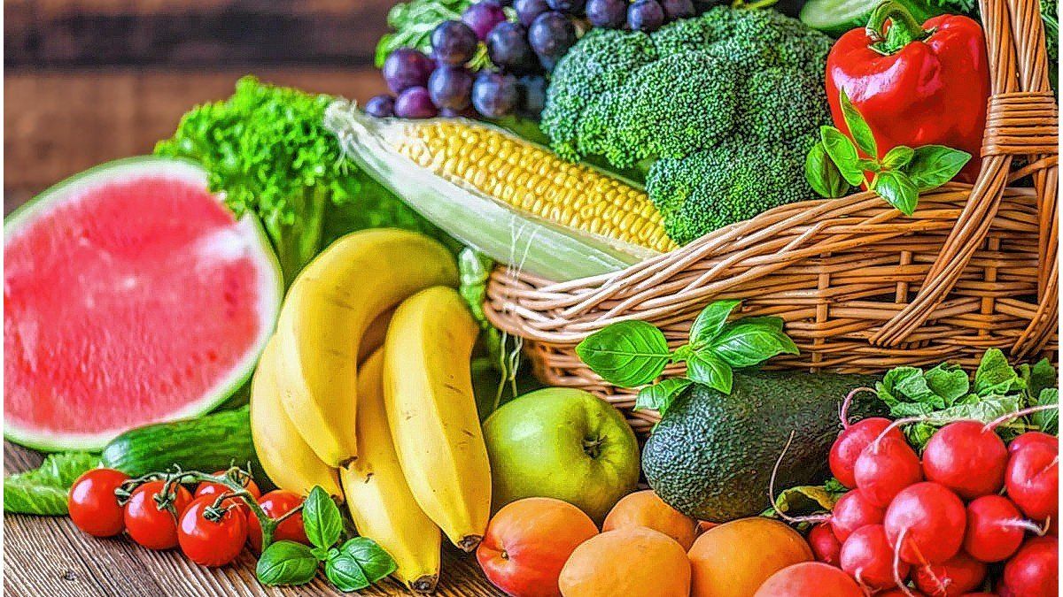 Los niños, niñas y adolescentes consumen en promedio apenas el 20% de las cantidades recomendadas de frutas y verduras.