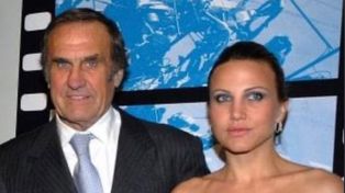 Carlos Reutemann junto a Cora, una de sus dos hijas.