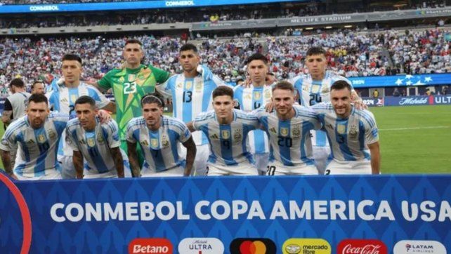 Argentina: entre la chance de que Scaloni repita o ingrese Otamendi