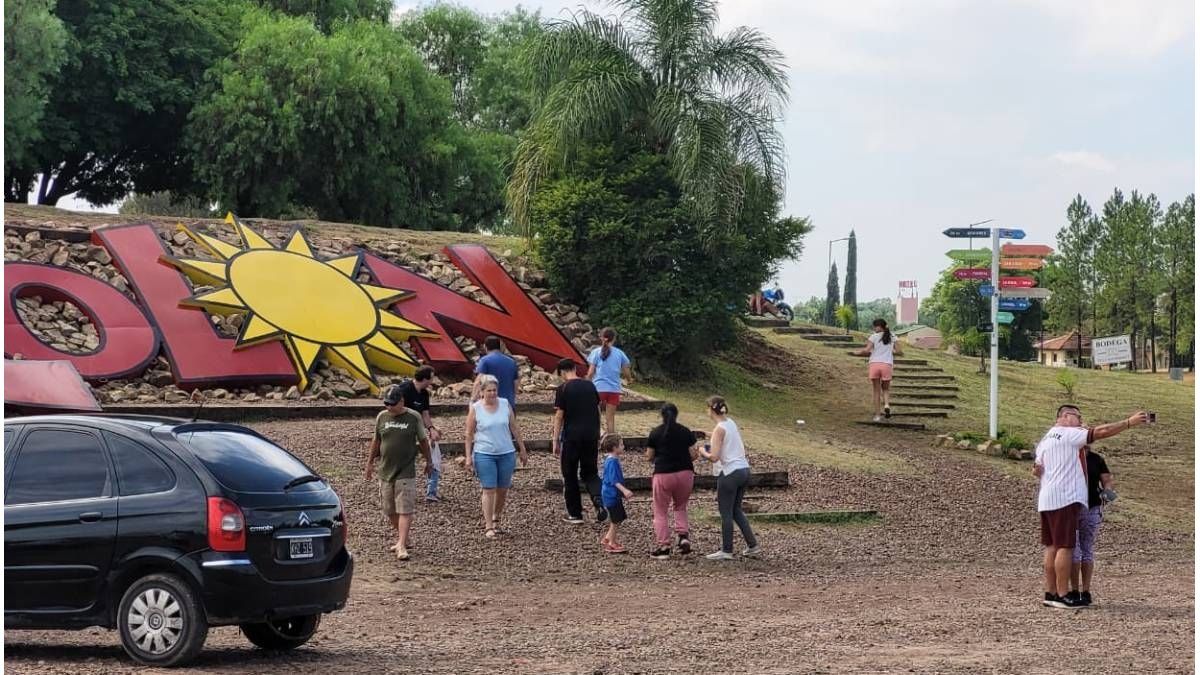 Colón palpita un fin de semana récord con la Fiesta Nacional de la Artesanía