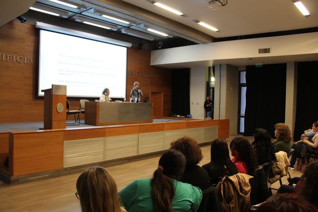 Más de 450 docentes de nivel inicial de toda la provincia se capacitaron en Paraná