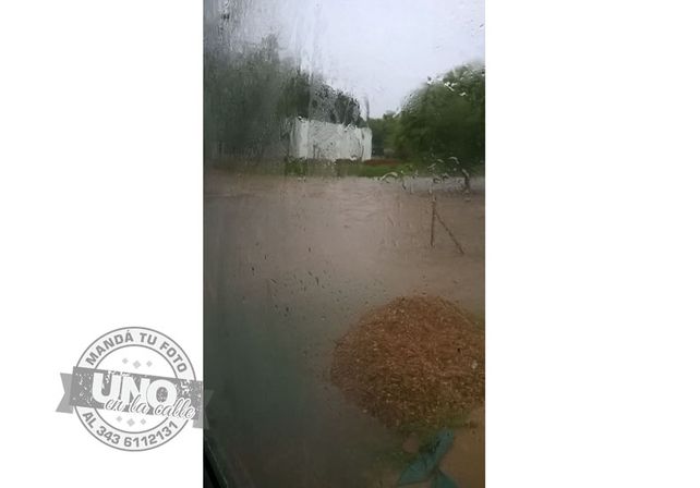 Terrible temporal de lluvia y viento generó graves destrozos en Paraná