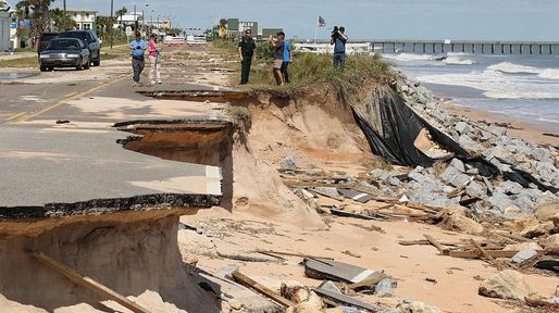 El paso del huracán Matthew por Florida dejó un saldo de 10 muertos