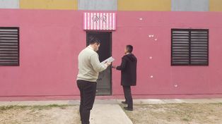 La balacera contra el negocio de indumentaria ocurrió el martes a la noche