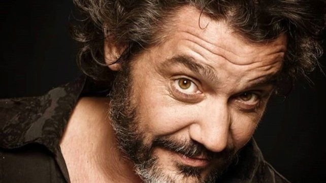La Policía de Investigaciones (PDI) detuvo al actor Maxi Ghione el martes 29 de septiembre en Lehmann. Durante el allanamiento le secuestraron varias armas de fuego.