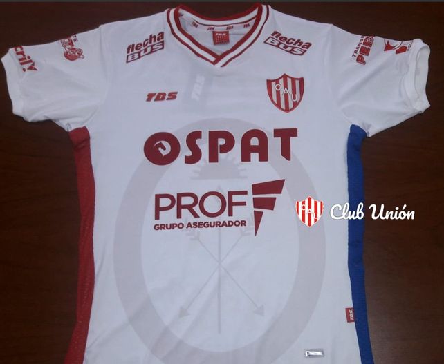 Se presentó la nueva indumentaria de Unión