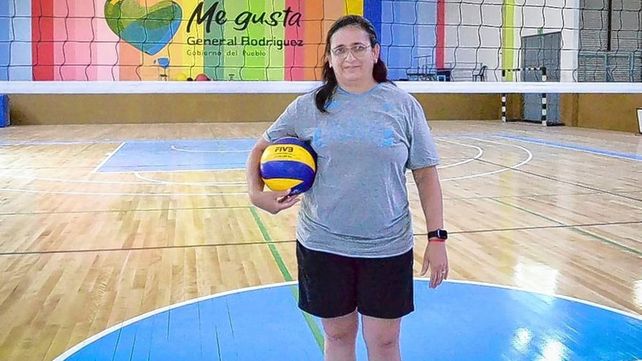 La sanjuanina Lorena Góngora se convirtió en la primera mujer al frente de un seleccionado nacional masculino.