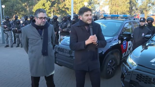 El ministro de Seguridad y Justicia, Pablo Cococcioni, y el gobernador Maximiliano Pullaro impulsan las reformas.