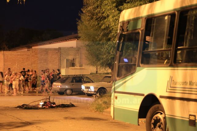 En la noche del viernes se manifestaron en el oeste de Paraná. Foto UNO Diego Arias.&nbsp;